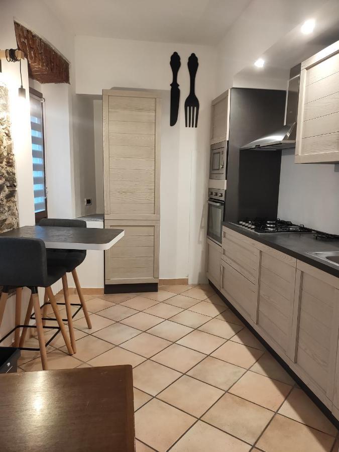 Vittoria Holiday House สเตรซา ภายนอก รูปภาพ